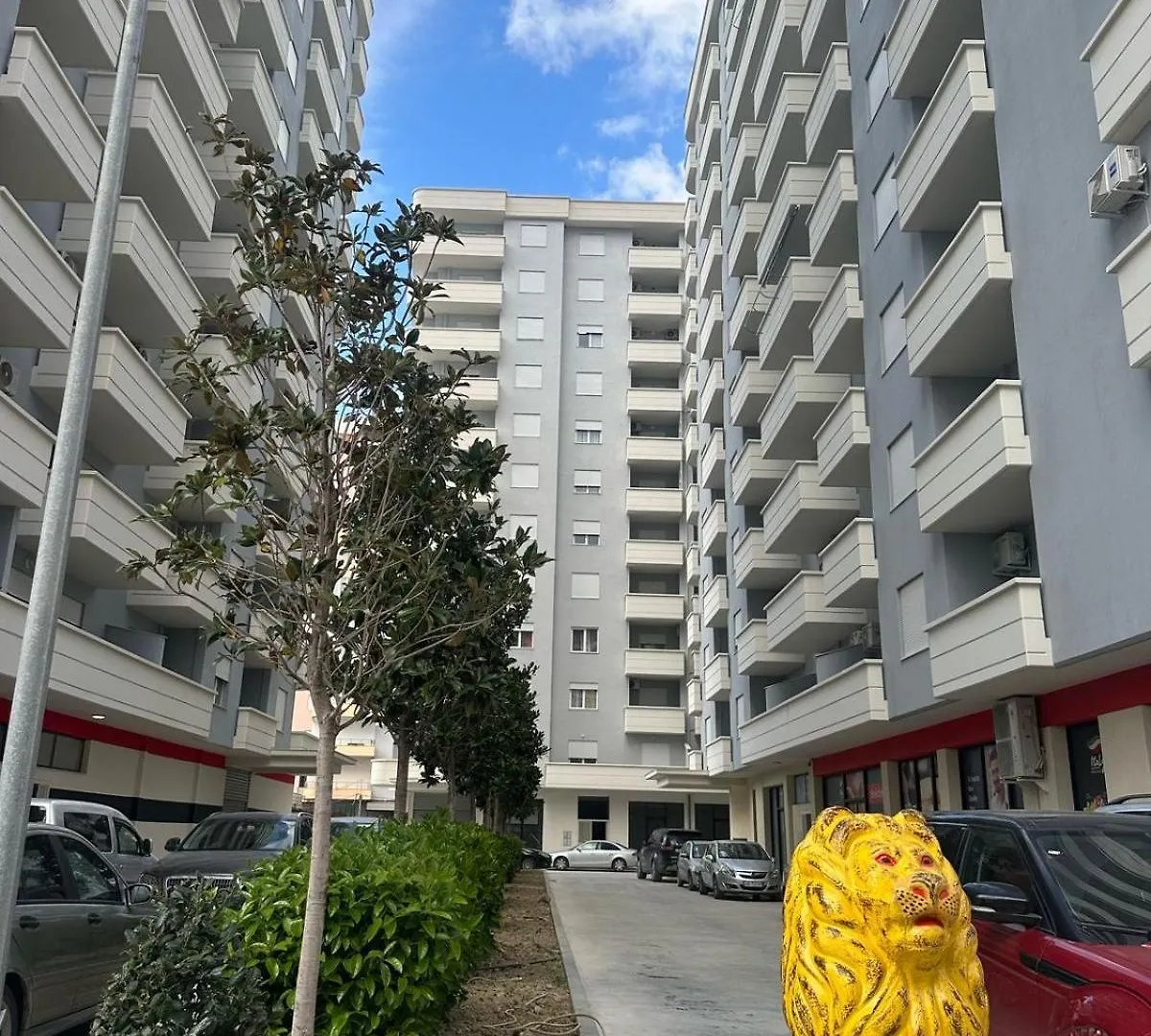 John Apartment Vlorë