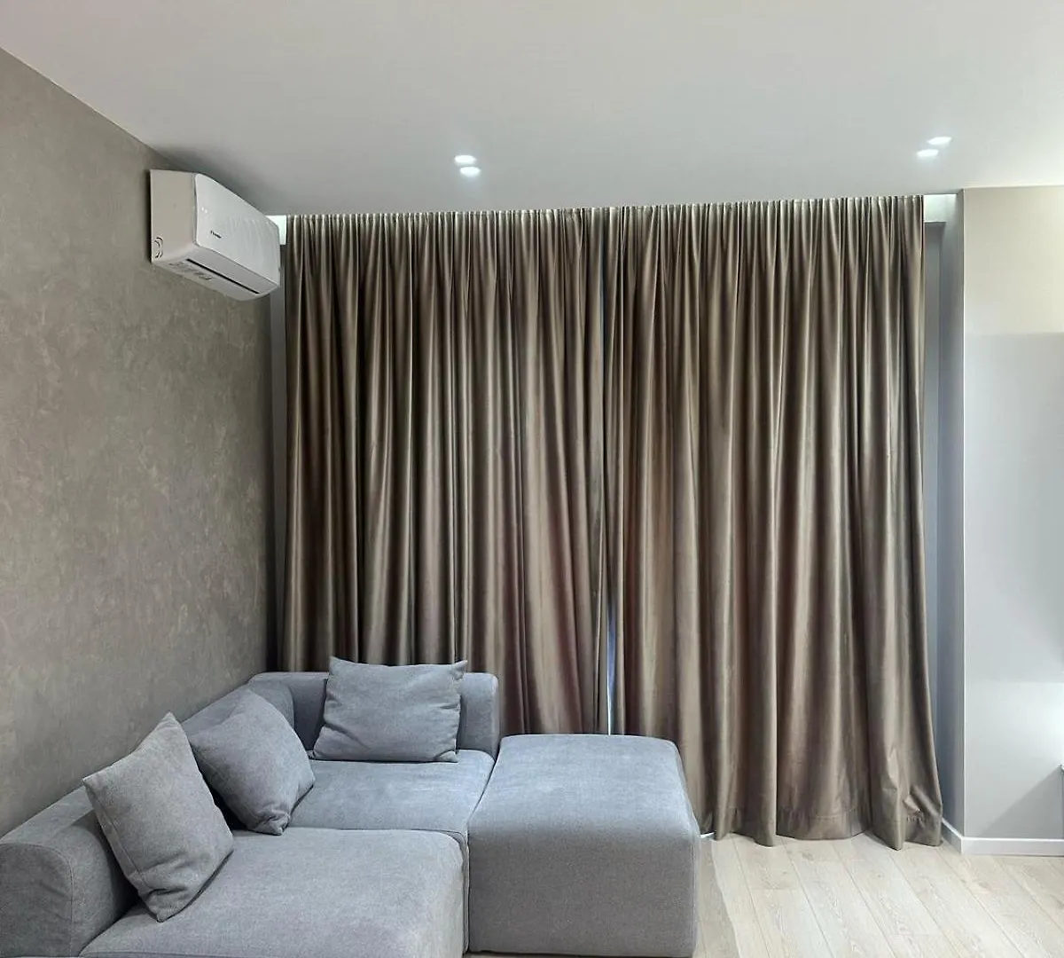 John Apartment Vlorë
